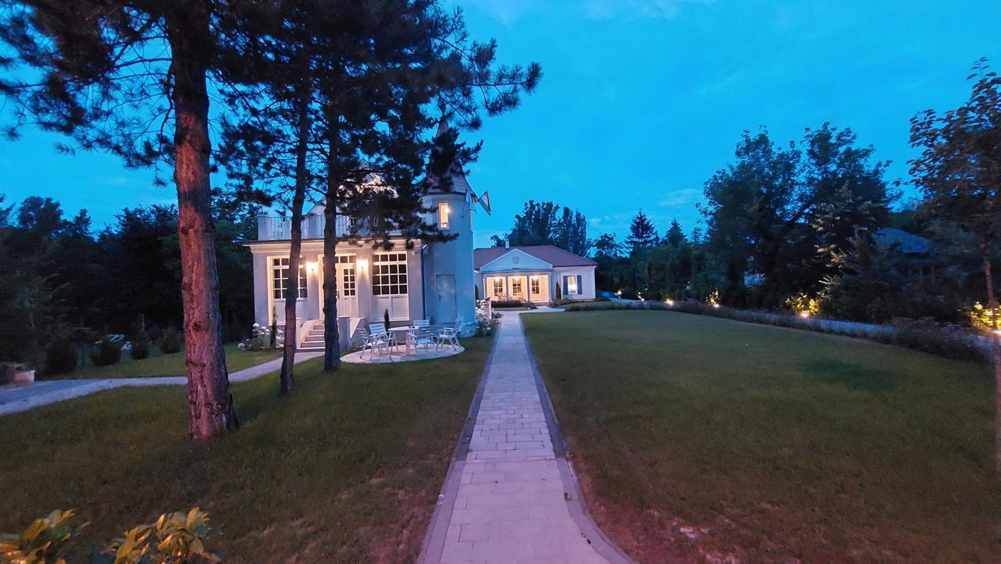 זמראדי Schieszl Villa מראה חיצוני תמונה